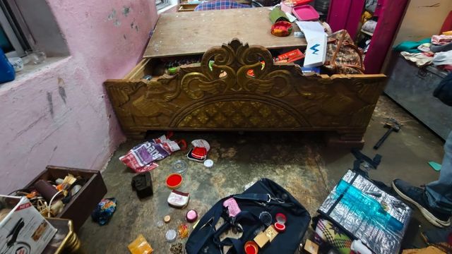 आरा में शिक्षा विभाग के कर्मी के बंद घर में बड़ी चोरी, 1 करोड़ की संपत्ति साफ
