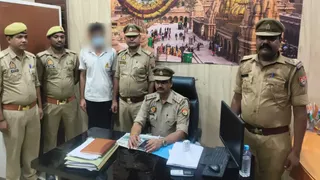फर्जी सेना अधिकारी बनकर महिला से ठगी और दुष्कर्म करने वाला दिल्ली से गिरफ्तार।