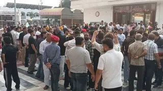 जालंधर में मेयर की शुक्राना यात्रा, आपस में भिड़े दो गुट। फोटो जागरण