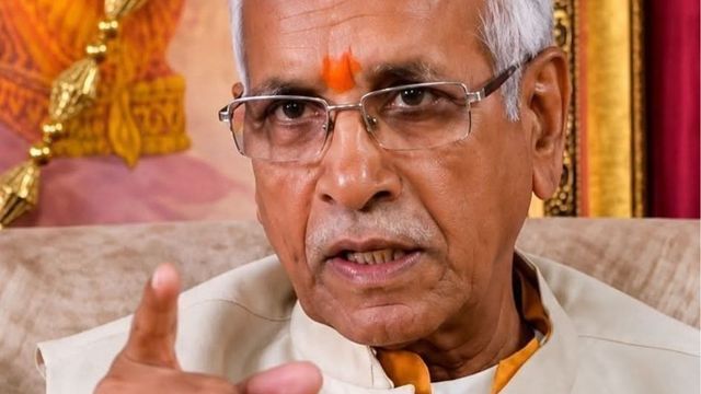 चढ़ावा चोरी मामले के 2 महीने बाद सार्वजनिक कार्यक्रमों में लौटे चंपतराय, अब संतों से करेंगे संवाद