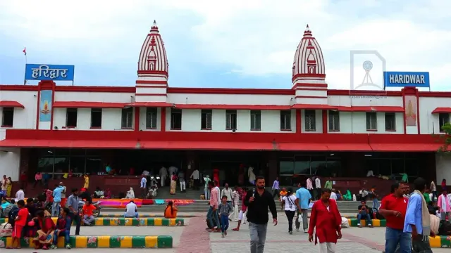 कांवड़ मेले के लिए हरिद्वार रेलवे स्टेशन पर पहली बार 150 अतिरिक्त कर्मचारी तैनात, बनाए गए दो स्पेशल हेल्प डेस्क