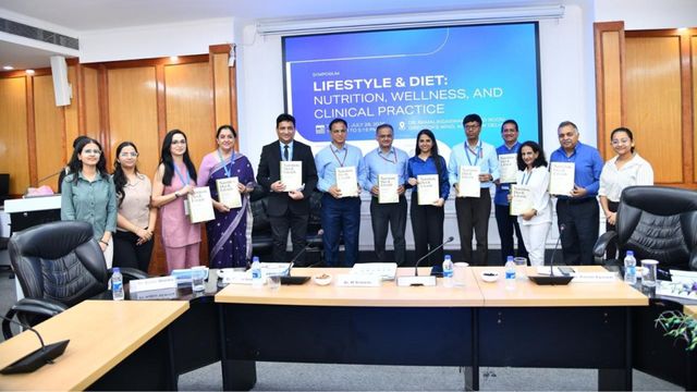 AIIMS में 'लाइफस्टाइल एंड डाइट' विषय पर हुई चर्चा, मरीजों के लिए डॉक्टरों को दी गई अहम सलाह
