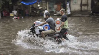 गुजरात में भारी बारिश, सूरत में हालात खराब (फोटो- पीटीआई)