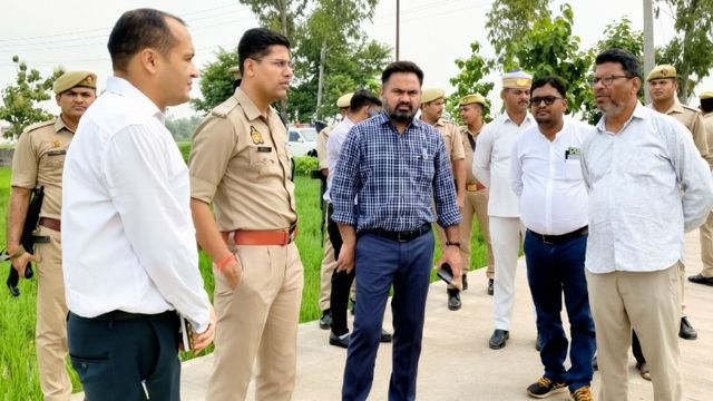 कुशीनगर में सरकारी भूमि पर बड़ा फर्जीवाड़ा, 78 एकड़ जमीन पर निजी नाम दर्ज, पीढ़ी दर पीढ़ी होती रही वरासत