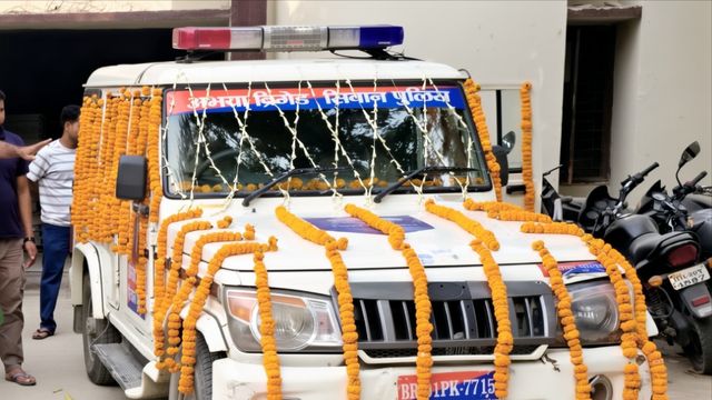 सिवान में मनचलों पर लगेगी लगाम, छात्राओं की सुरक्षा के लिए हर थाने में बनेगी पुलिस दीदी टीम

