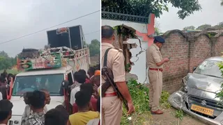 पिकअप पर सवार दो कांवड़ियों कीे मौत, पैदल घर लौट रही युवतियों को कार ने रौंदा