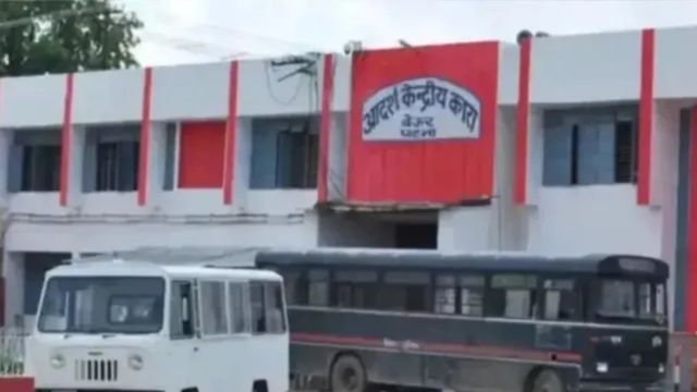 बेऊर जेल के 5 सस्पेंड अफसरों पर FIR; बिना अनुमति कारागार में घुसे, सरकारी अभिलेखों से की छेड़छाड़ 
