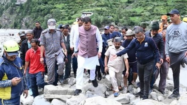 धराली आपदा के एक साल बाद बदली तस्वीर, साहस और पुनर्निमाण से नई उम्मीद, लौटी रौनक