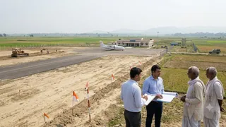 किशनगंज एयरपोर्ट के रनवे विस्तार के लिए भूमि अधिग्रहण तेज (AI Generated Image)