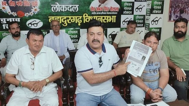 2 वोट और उम्र में 4 साल का अंतर, बहादुरगढ़ नप चेयरपर्सन के दो जगह वोट पर इनेलो और भाजपा में जुबानी जंग