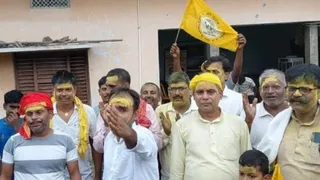 प्रशांत किशोर की जीत पर पैतृक गांव कोनार में मना जश्न, जन सुराज कार्यकर्ताओं ने बांटी खुशियां