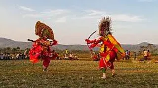 सरायकेला के गुरु मलय कुमार साहू और अमित कुमार साहू जकार्ता, इंडोनेशिया में छऊ की प्राचीन परंपरा का प्रतिनिधित्व करेंगे।
