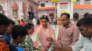 हरिद्वार में लगा भक्तों का तांता।