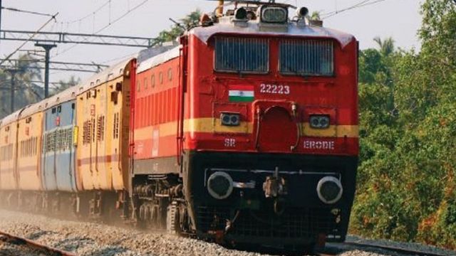 रेल यात्रियों के लिए खुशखबरी, दोबारा पटरी पर दौड़ेगी बरेली-दिल्ली पैसेंजर ट्रेन
