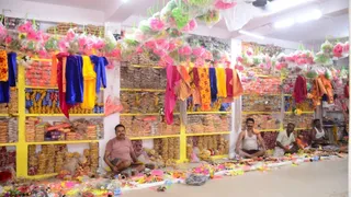 श्रावणी मेला के कारोबारी। फोटो जागरण