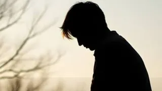 'हम मर जाएंगे...' कहकर घर से निकला था युवक, अगली सुबह पेड़ से झूलती मिली लाश