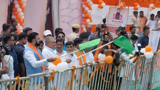 पटना से दियारा तक अब स्टीमर से सफर; 7 पंचायतों के लोगों को मिलेगा लाभ, CM सम्राट चौधरी ने दी सौगात