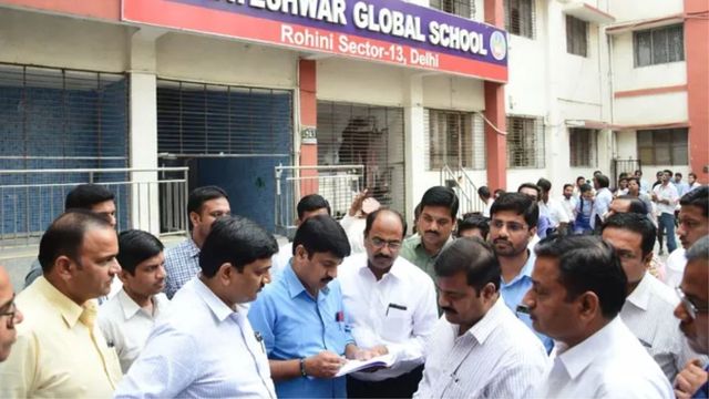 दिल्ली सरकार के रडार पर क्याें आया रोहिणी का नामी स्कूल? टेकओवर लेने की तैयारी; डीओई ने थमाया नोटिस