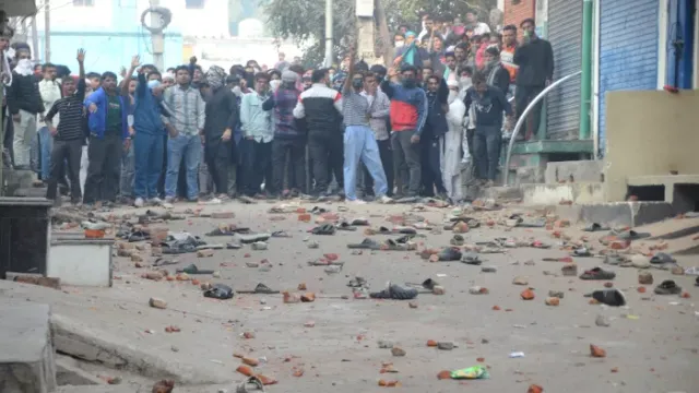 संभल हिंसा मामले में जांच आयोग ने पेश की रिपोर्ट, सपा सांसद समेत कई बड़े नाम आए सामने