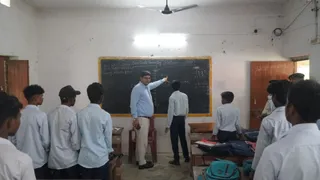 जिलाधिकारी विनोद दूहन ने मिडिल स्कूल जयप्रकाश नगर और हाई स्कूल अररिया का किया औचक निरीक्षण