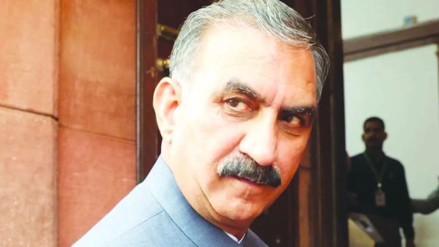 हिमाचल सरकार ने कर्मचारियों को रेगुलर करने का फार्मूला किया स्पष्ट, कट ऑफ डेट तक 2 साल पूरे होने पर ही मिलेगा लाभ