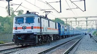 बाबा नगरी के लिए जारी किया स्पेशल ट्रेनों का पूरा शेड्यूल