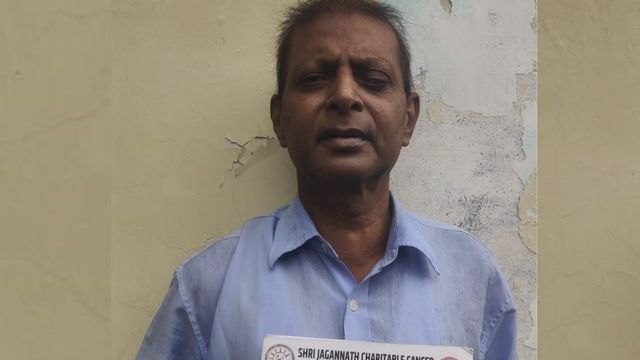 गाजियाबाद में कैंसर मरीज को डेढ़ महीने पुलिसकर्मियों ने दौड़ाया, खाते से निकले थे 2.38 लाख
