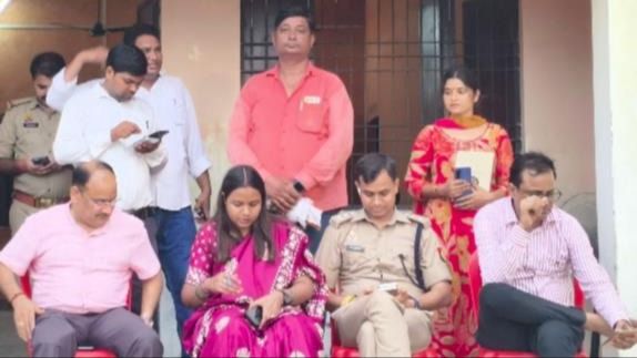 अंबेडकरनगर के भिऊरा गांव में तीन साल बाद चकबंदी, मतदान से हुआ विवाद का निपटारा
