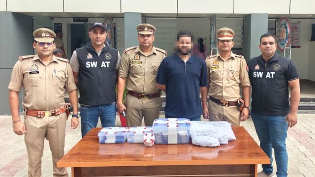 गाजियाबाद: बीटेक और एमबीए के बाद बनाया ड्रग्स तस्करी का नेटवर्क, 13 लाख नकद के साथ गिरफ्तार