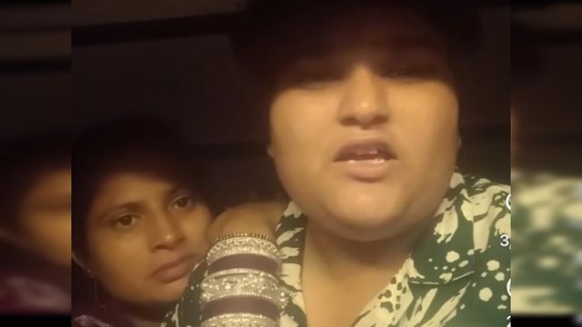 जम्मू में दो लड़कियों ने की शादी! लाल चूड़ा पहन शेयर किया वीडियो, बोलीं- हम मर्जी से साथ, एग्रीमेंट भी बना लिया 
