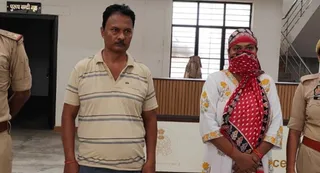 लोन दिलाने के नाम पर ठगी करने के आरोपी पिता -पुत्री। सौ. पुलिस मीडिया सेल