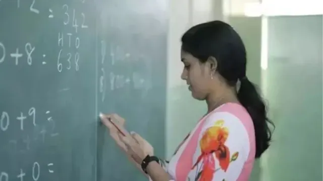बिहार में सरप्लस शिक्षकों का दर्द, किसी ने दिया आवेदन, कोई जा रहा कोर्ट