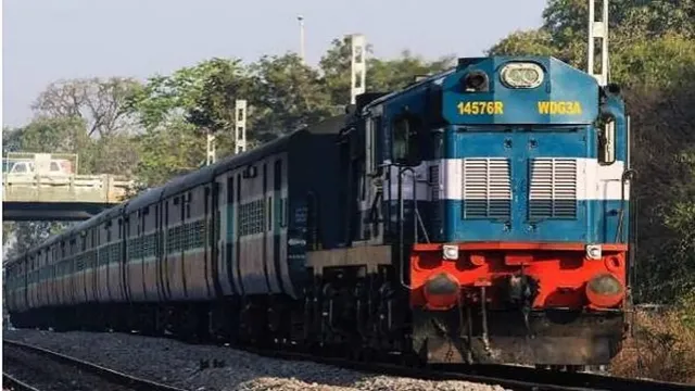 पुणे-सुपौल एक्सप्रेस और सहरसा-गया मेमू ट्रेन को मिला नया स्टॉपेज, रेलवे ने जारी किया अपडेटेड शेड्यूल
