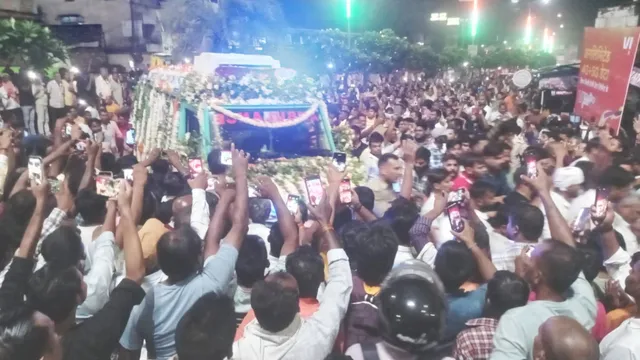 दिल्ली से बलिया पहुंचा विधायक उमाशंकर सिंह का पार्थिव शरीर, अंतिम दर्शन के लिए जुटी भीड़