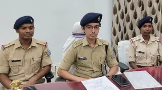 सहायक पुलिस अधीक्षक सह अनुमंडल पुलिस पदाधिकारी डॉ. सैयद मुस्तफा हासमी ने गुरुवार को प्रेस वार्ता में जानकारी दी।