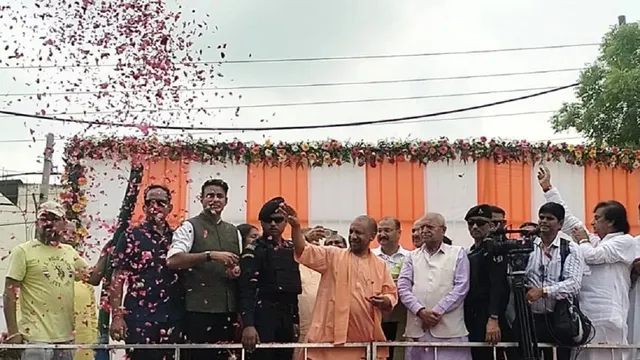 कांवड़ियों पर फिर बरसेंगे फूल: मेरठ आएंगे सीएम योगी, दौरे को लेकर तैयारियों में जुटा प्रशासन