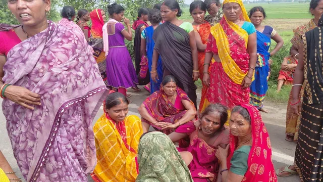 पटना में दर्दनाक सड़क हादसा, ट्रक की टक्कर से मां-बेटे की मौत, चार घायल