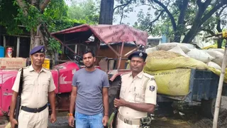 सीमा पर शराब तस्करी का पर्दाफाश।