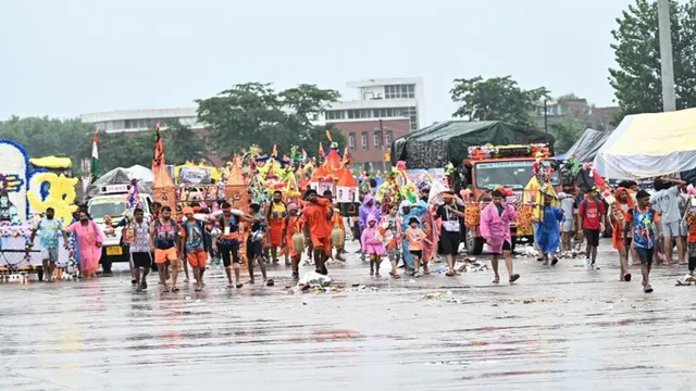कांवड़ यात्रा: बारिश हो या धूप, नहीं डिगी शिवभक्तों की आस्था; अब तक जल लेकर लौटे दो करोड़ 19 लाख भक्त