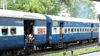 पूर्व रेलवे की बड़ी सौगात; कोलकाता-जोगबनी एक्सप्रेस समेत 32 प्रमुख मेल/एक्सप्रेस ट्रेनों में शुरू होगी मिनी पैंट्री सेवा
