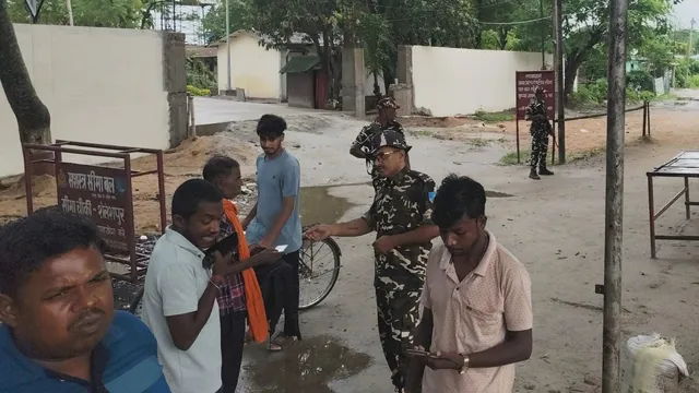 भारत-नेपाल बॉर्डर पर 'फेस स्क्रीनिंग' से ही मिलेगी एंट्री, कर्फ्यू में ढील के बाद पटरी पर लौट रहे हालात

