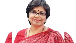 आयोग की अध्यक्ष विजया रहाटकर।