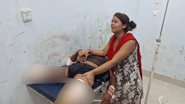 पत्नी को मनाने निकला था गोपालगंज का युवक; रास्ते में जिंदगी भर का दर्द दे गया ट्रेन हादसा, दोनों पैर कटे