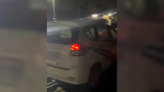 अमृतसर में नशे में टल्ली पुलिसकर्मी ने रेलवे ट्रेक पर चढ़ा दी पीसीआर की गाड़ी, विभाग ने किया निलंबित
