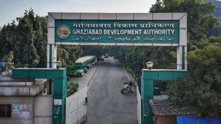 जीडीए ने अपनी विभिन्न योजनाओं में रिक्त व्यावसायिक, आवासीय और संस्थागत संपत्तियों की ई-नीलामी की घोषणा की है।