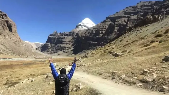कैलास मानसरोवर यात्रा सुचारू, नौवां दल गुंजी रवाना; पिथौरागढ़ में भूस्खलन से जनजीवन प्रभावित
