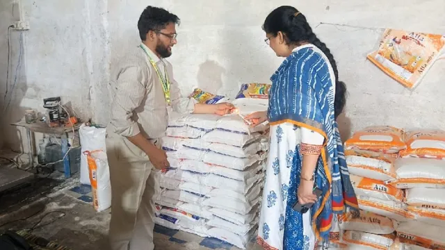 कानपुर में बिक रहा था मिलावटी आटा, फ्लोर मिल पर खाद्य सुरक्षा विभाग की छापेमारी में 4.3 टन आटा सीज
