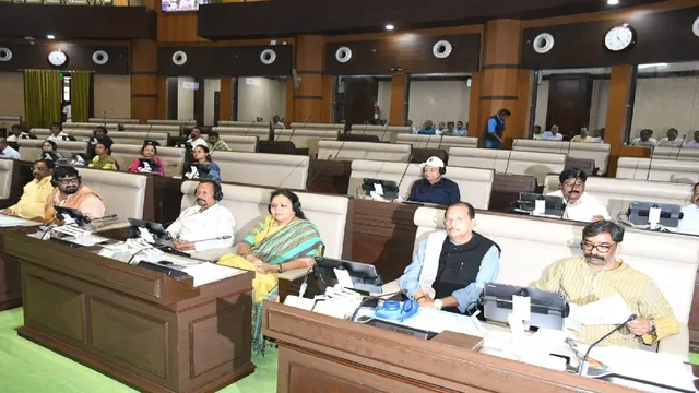 JPSC-JSSC मामले में सदन में विपक्ष का हंगामा, सत्तापक्ष भी हुआ हमलावर