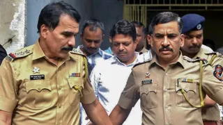 डॉक्टर पर हमले के आरोपी पार्षद रमेश म्हात्रे को मिली सशर्त जमानत (फाइल फोटो- PTI)
