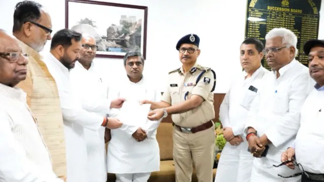 छात्रों पर गोली चलाने का आदेश किसने दिया? DGP से मिले तेजस्वी, दोषी अफसरों पर कार्रवाई की मांग